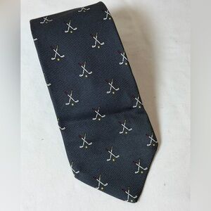 Brooks Brothers Made in USA 100% Silk All Over Print Golf Embridered Motif Tie